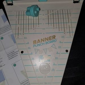 We R Memory Keepers Banner Punch Board